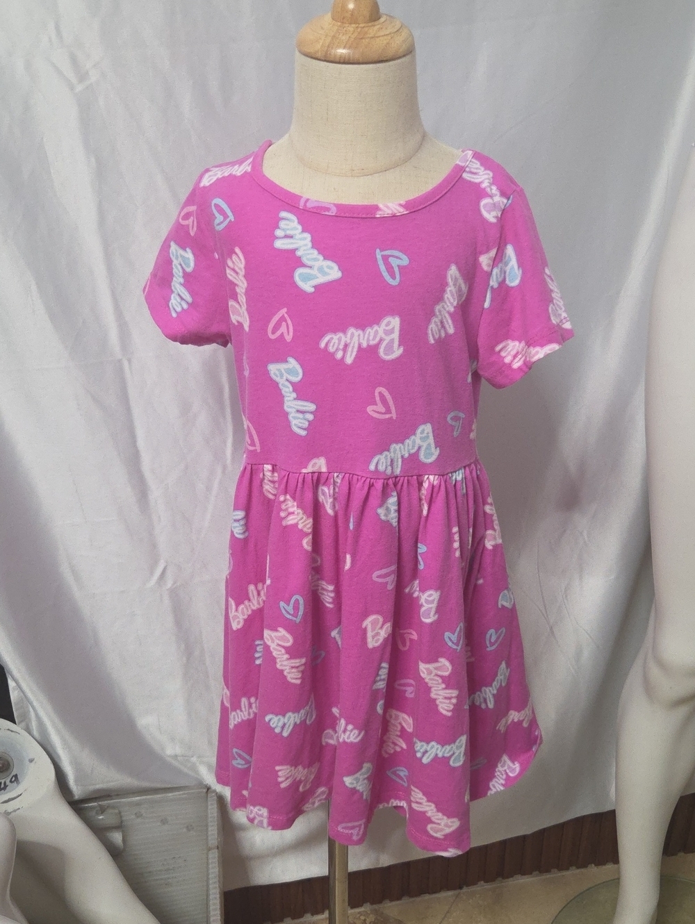 Barbie Hot Pink Logo Heart Short Sleeve Skater Dress Size 5 [1709].